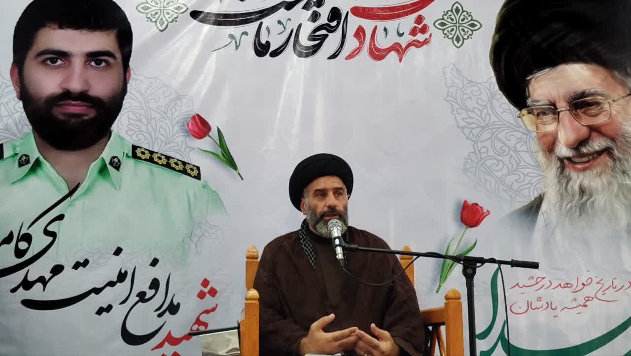 کارشنای مذهبی: ایستادگی در مسیر حق شهادت را هموار می‌سازد