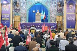 امام جمعه بوشهر: امروز زمان مقاومت و ایستادگی در برابر دشمنان است