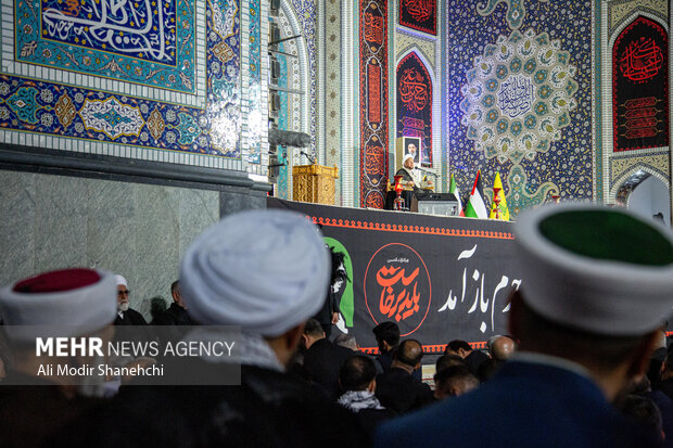 بزرگداشت هفتمین شب تدفین امام شهید امت در حرم امام رضا(ع)