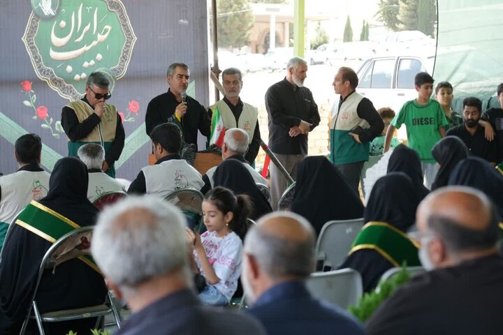 ویژهبرنامه «حبیب ایران» در گلزار شهدای خرمآباد برگزار شد