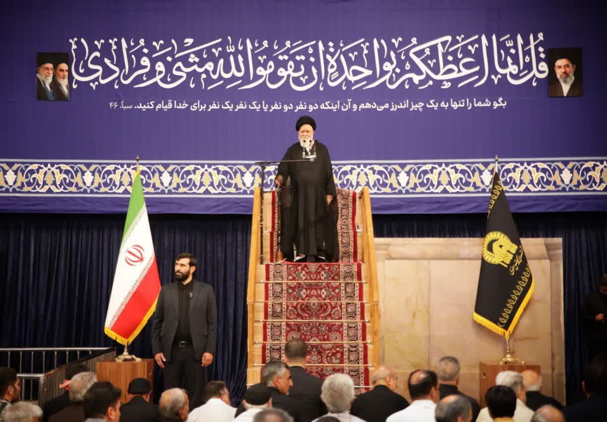 امام جمعه مشهد: قاتل اصلی رهبر شهید، نظام سلطه آمریکایی است