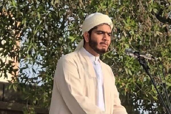 مولوی آتش زبان: مردم از تاریخ درس ایمان، بصیرت و استقامت بیاموزند