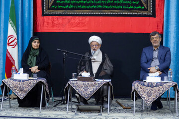 تأکید امام جمعه یزد بر شتاب‌بخشی به پروژه‌های راه و مسکن در استان یزد