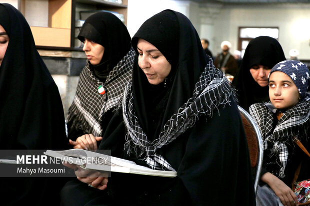 مراسم بزرگداشت رهبر شهید در حرم حضرت عبدالعظیم(ع)
