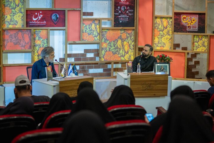 زیارت عاشورا، راهی برای ابراز ارادت و اعلام پشتیبانی از قیام امام حسین (ع) در روز عاشورا زیارت عاشورا زیارت خونخواهی است؛ رسالت عین پس از شهید مصباح الهدی کنی