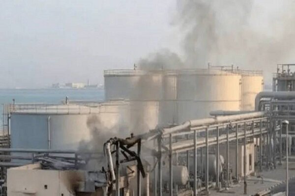 Kuwait says power station, desalination plant hit in strikes