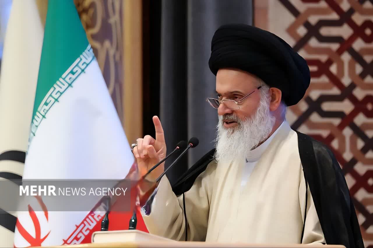 گزارش تحلیلی: حسینی بوشهری: محضر علمی آیت‌الله شبیری زنجانی کانون تربیت فقیهان بود | مهر - کد 5366