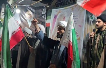 اجتماع شبانه اهالی غیور جزیره خارگ