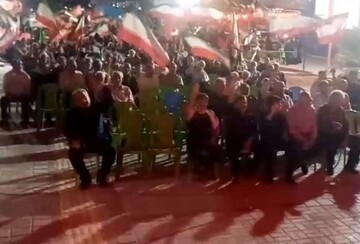 تجمع پرشور مردم شهر آب‌پخش در دفاع از انقلاب و رهبری