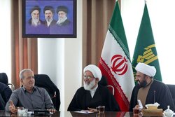 باید برای مردمی که از کشور و نظام حمایت کرده‌اند، کار جدی کنیم