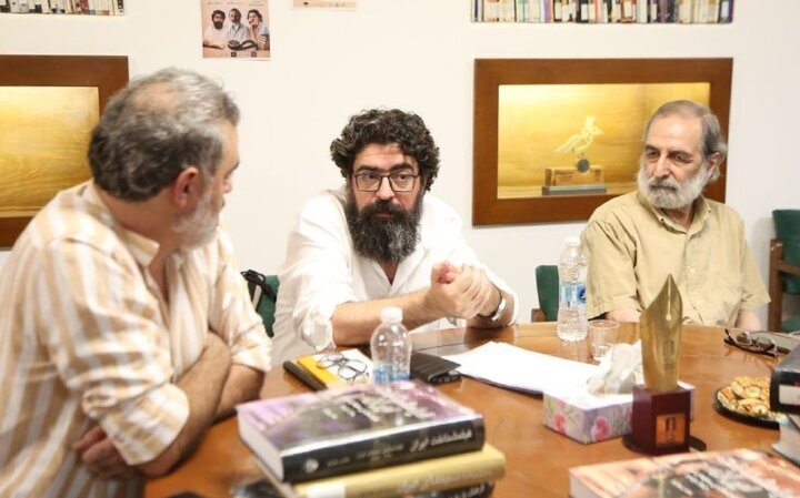 مهجور ماندن فیلمنامه در ایران؛ سینما شیوهای برای نگریستن به جهان است مهجور ماندن فیلمنامه در ایران؛ سینما شیوهای برای نگریستن به جهان است
