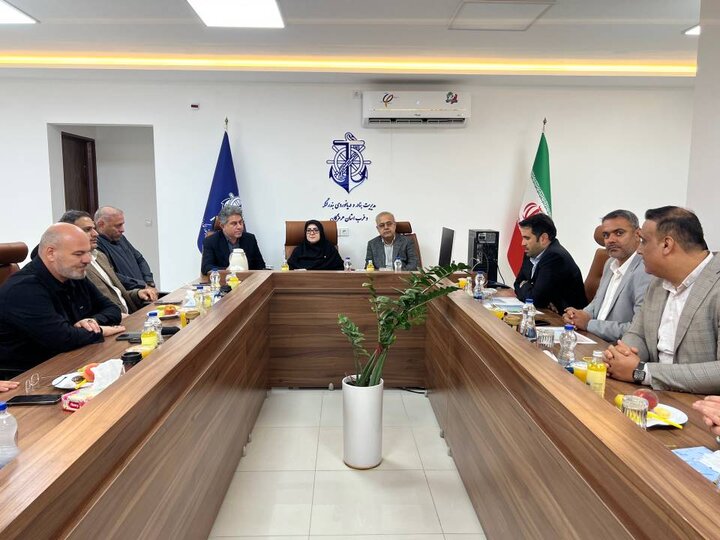 حضور سخنگوی دولت، معاون وزیر راه و استاندار هرمزگان در بنادر هرمزگان