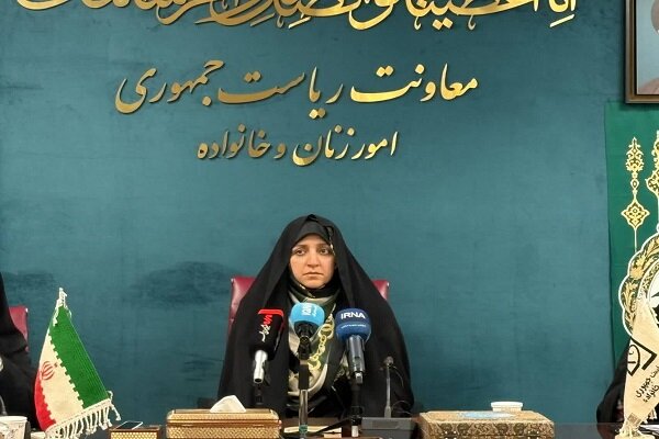 زهرا بهروزآذر: سیاستگذاری در حوزه زنان باید بر پایه داده و پژوهش باشد زهرا بهروزآذر: سیاستگذاری در حوزه زنان باید بر پایه داده و پژوهش باشد