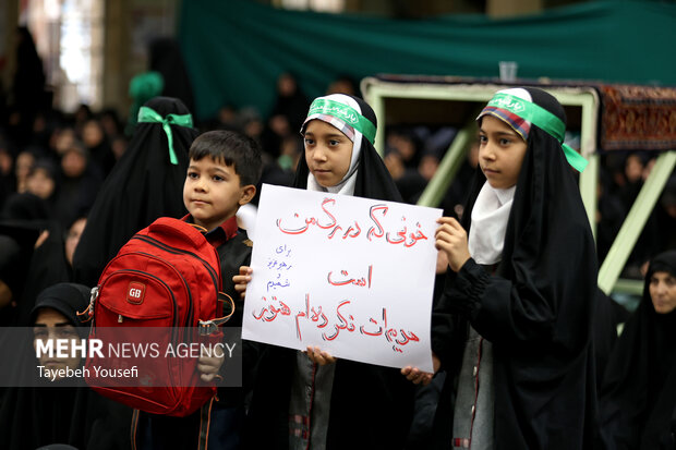 یادبود کودکان شهید میناب در <a href='https://sayeb.ir/tag/%d9%87%d9%85%d8%af%d8%a7%d9%86'></div>همدان</a>