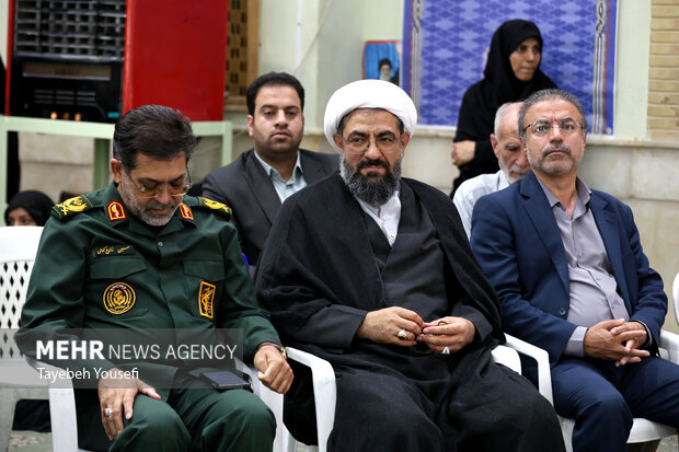 یادبود کودکان شهید میناب در <a href='https://sayeb.ir/tag/%d9%87%d9%85%d8%af%d8%a7%d9%86'></div>همدان</a>