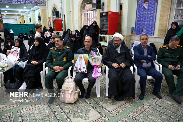 یادبود کودکان شهید میناب در <a href='https://sayeb.ir/tag/%d9%87%d9%85%d8%af%d8%a7%d9%86'></div>همدان</a>