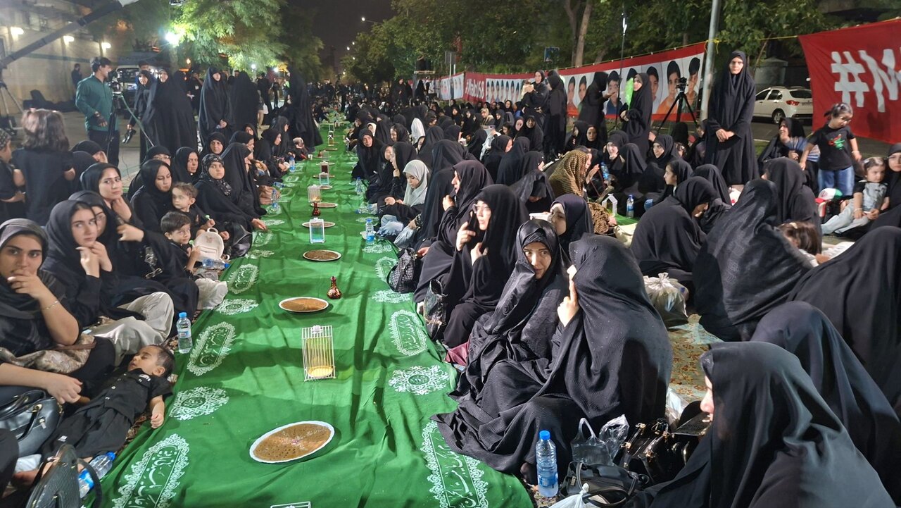 برپایی سفره حضرت رقیه(س) در مشهد