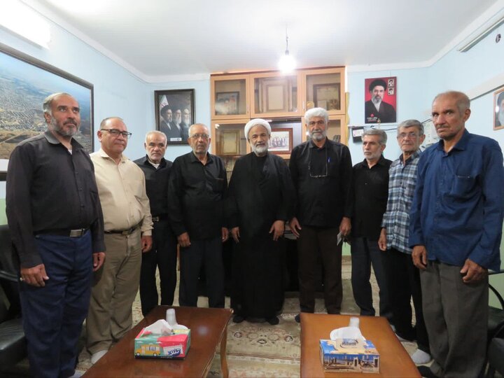 امام جمعه دشتستان: خدمت به زائران سیدالشهدا توفیقی بزرگ است