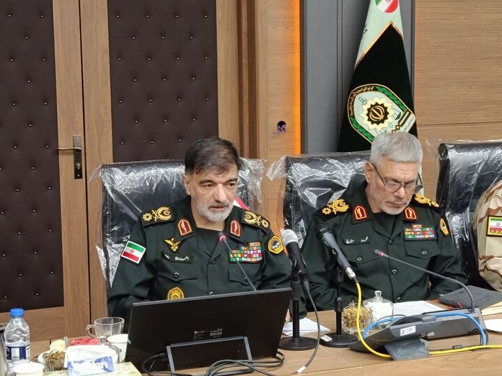 آمادگی کامل انتظامی برای اربعین؛۶۰۰ هزار گذرنامه زیارتی صادر شد آمادگی کامل انتظامی برای اربعین؛۶۰۰ هزار گذرنامه زیارتی صادر شد