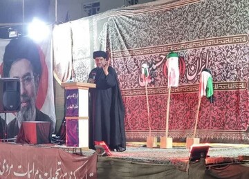 امام جمعه گناوه: حفظ وحدت راه عبور از توطئه‌های دشمن است