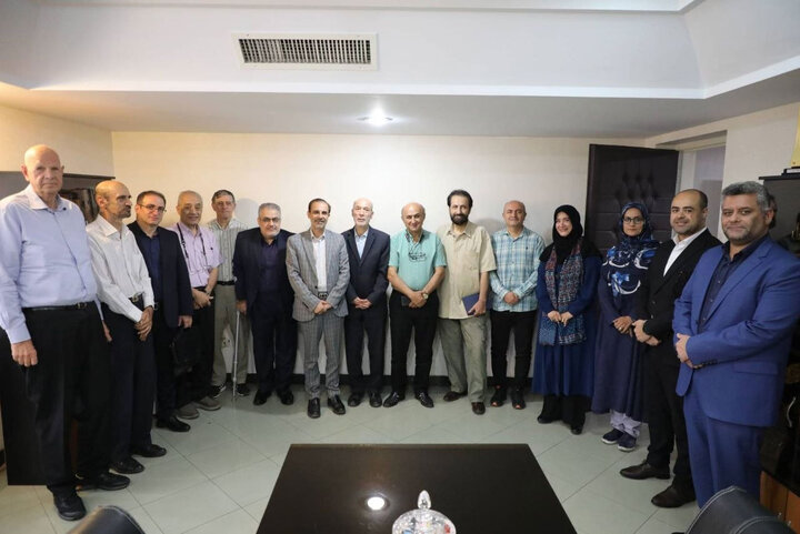 فضای رسانهای به سمت دعوای ساختگی رفته است؛ برخی برنامهها تصویری شود فضای رسانهای به سمت دعوای ساختگی رفته است؛ برخی برنامهها تصویری شود