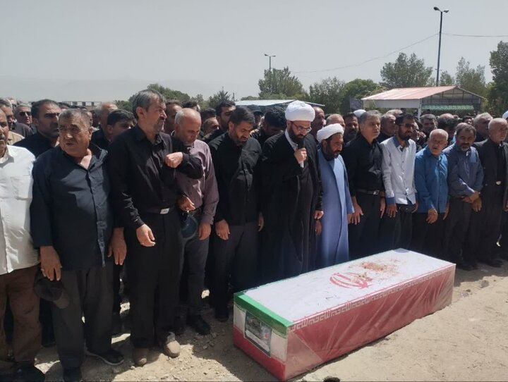 پیکر شهید «احسان ماهور بختیاری» در دورود تشییع و به خاک سپرده شد