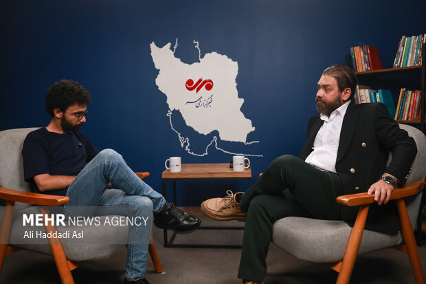 سینما در گسترش فرهنگ عمومی موفق‌تر از تئاتر عمل کرد؛ اساطیر نمی‌میرند!