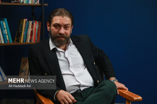 اقتباس احضار گذشته برای فهم اکنون است؛ «جامعه فست‌فودی» ریسک نمی‌کند!
