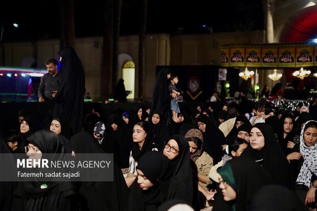 عزاداری هنرمندان کرمانی در رثای امام حسین (ع)