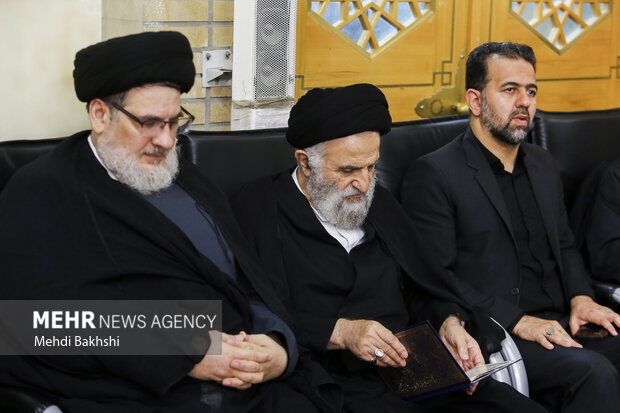 مراسم گرامیداشت رهبر شهید از سوی عتبه حسینیه در قم