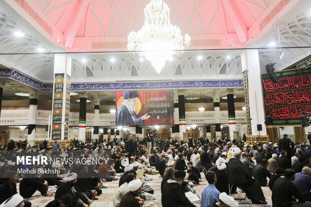 برگزاری گرامیداشت رهبر شهید از سوی عتبه حسینی در قم