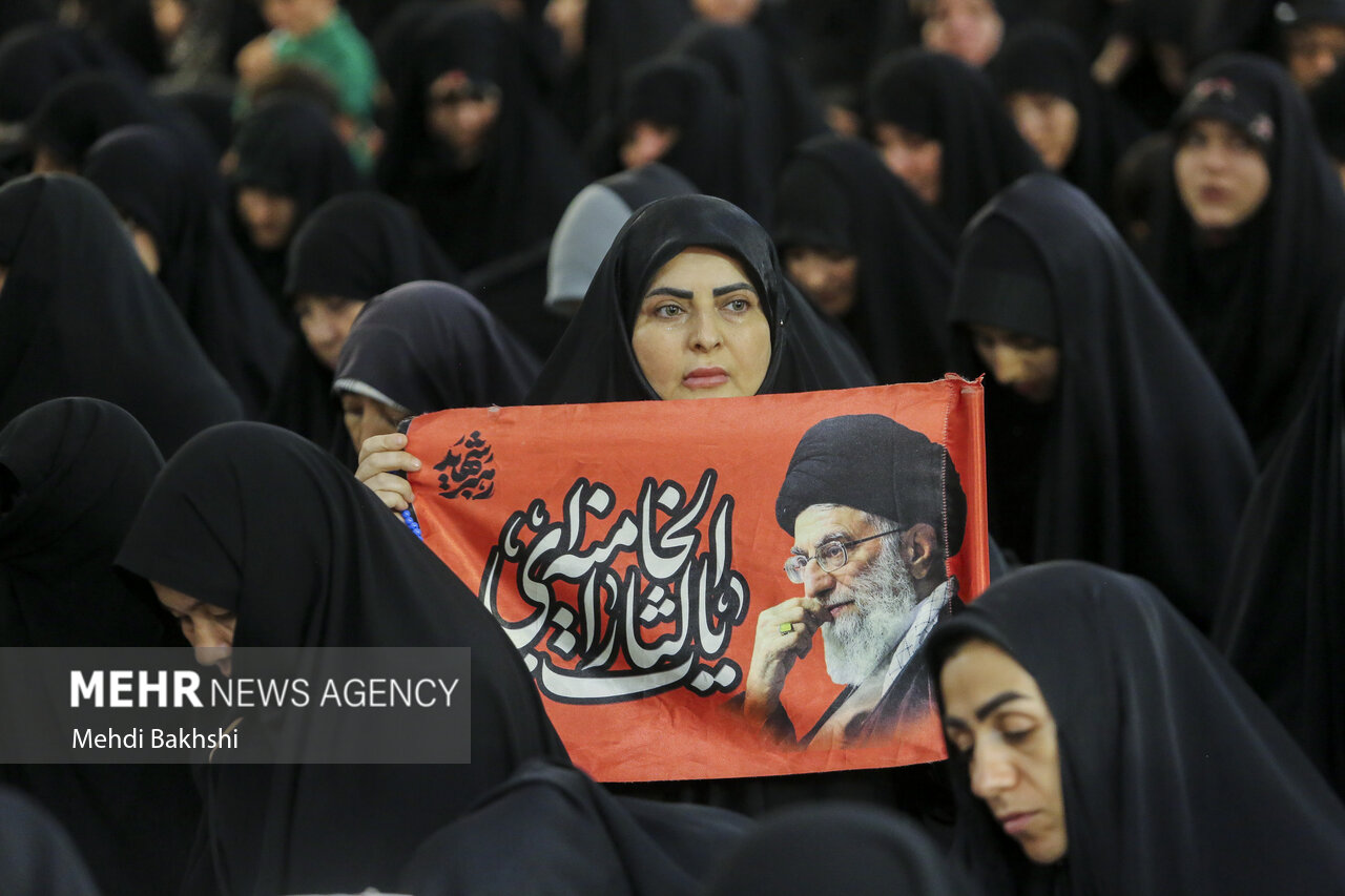 خونخواهی رهبر شهید برخاسته از غیرت ملی است؛ گفتمانی تمدنساز خونخواهی رهبر شهید برخاسته از غیرت ملی است؛ گفتمانی تمدنساز