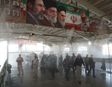 ثبت ۱۴۰ هزار تردد در مرز مهران در شبانه‌روز گذشته