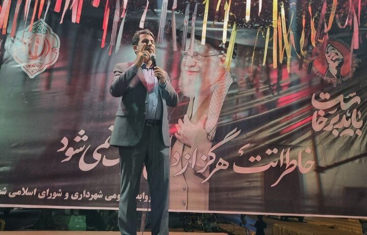 شیخی‌زاده: وحدت و انسجام ملی رمز شکست‌ناپذیری ایران است