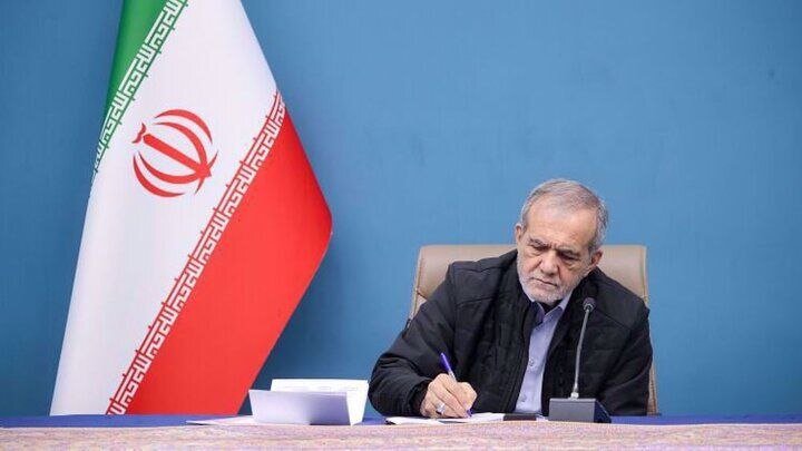 رئیس جمهور درگذشت چهره ماندگار موسیقی نواحی ایران را تسلیت گفت