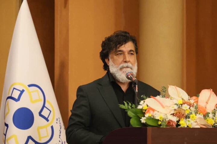 مریدی: شیراز باید به قطب گردشگری ادبی منطقه تبدیل شود