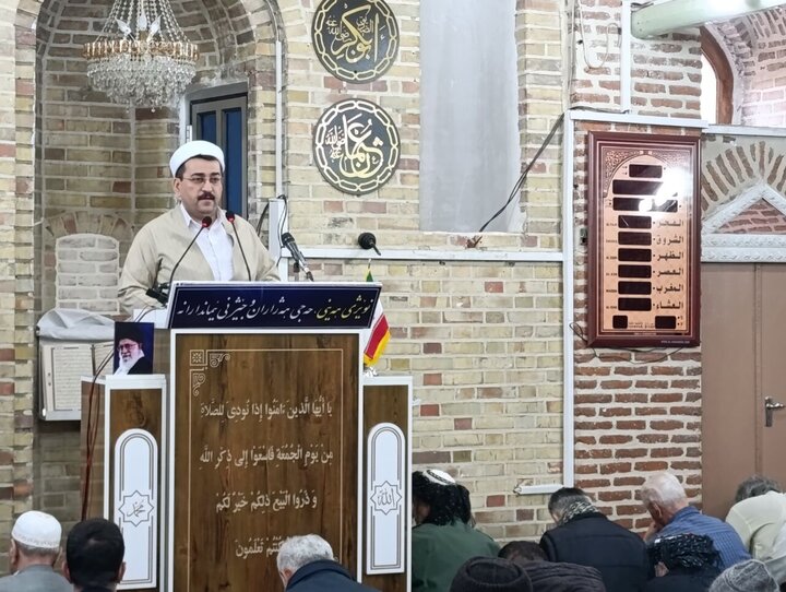 استکبار جهانی با جنایت علیه ملت‌ها به دنبال تحقق اهداف سلطه‌طلبانه است