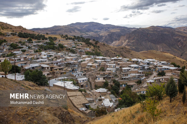 روستای پلکانی کزج خلخال
