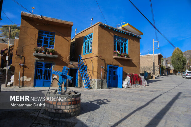 روستای هدف گردشگری عنبران 