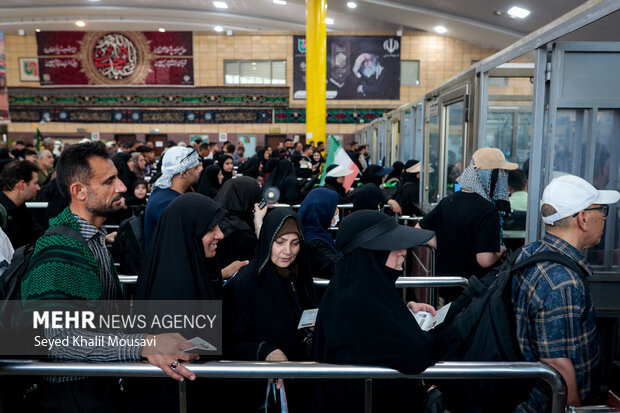 دروازههای جنوب خطی برای اتصال؛ خیل عاشقان از شلمچه و چذابه گذشتند