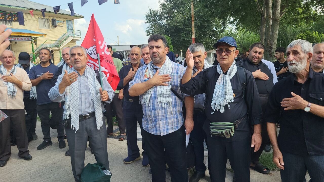 اعزام ۷۰ زائر پیاده اربعین از روستای شنبه بازار فومن به کربلا اعزام ۷۰ زائر پیاده اربعین از روستای شنبه بازار فومن به کربلا