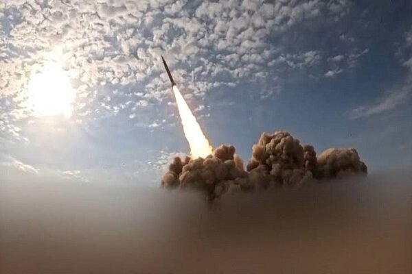 Iran launches retaliatory strikes after latest US airstrikes