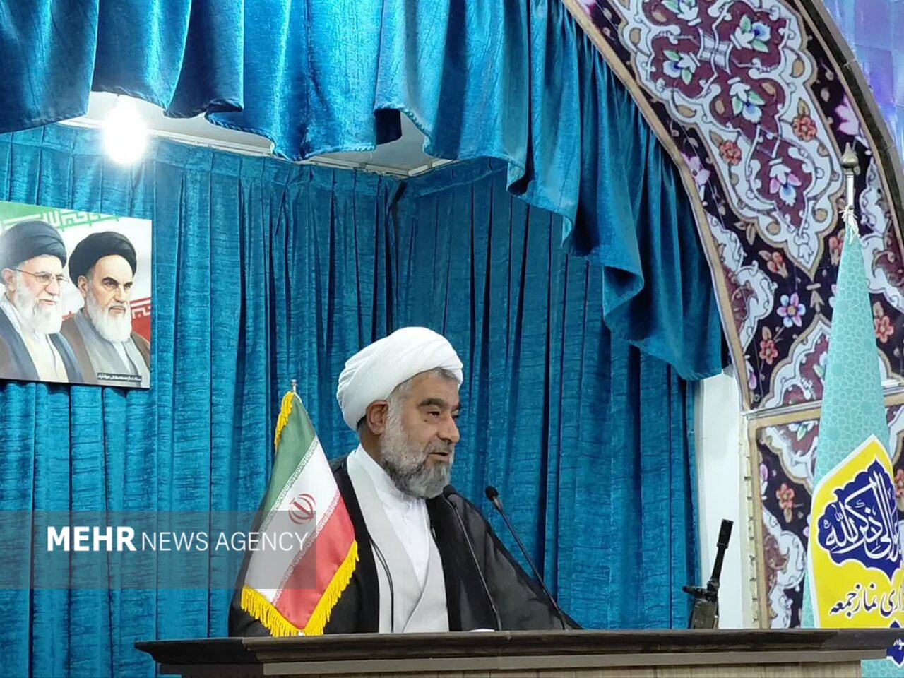 امام جمعه جوادآباد: نقد نباید به وحدت و انسجام جامعه آسیب بزند