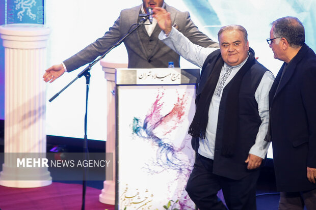 درگذشت طناز سینمای ایران؛ لزوم ساخت فیلم از کودکان شهید میناب چیست؟ درگذشت طناز سینمای ایران؛ لزوم ساخت فیلم از کودکان شهید میناب چیست؟