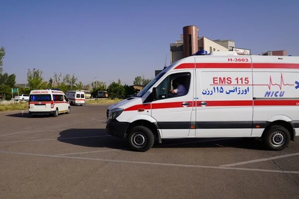 اعزام اورژانس همدان به پایانه مرزی خسروی برای خدمات به زائران اربعین