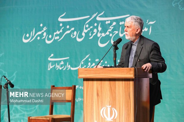 وزیر فرهنگ و ارشاد اسلامی در دیار شیخ صفی‌الدین اردبیلی