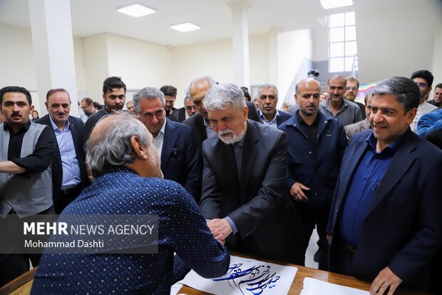 وزیر فرهنگ و ارشاد اسلامی در دیار شیخ صفی‌الدین اردبیلی
