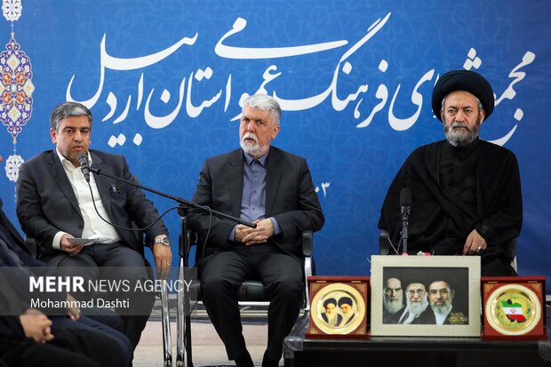 وزیر فرهنگ و ارشاد اسلامی در دیار شیخ صفی‌الدین اردبیلی