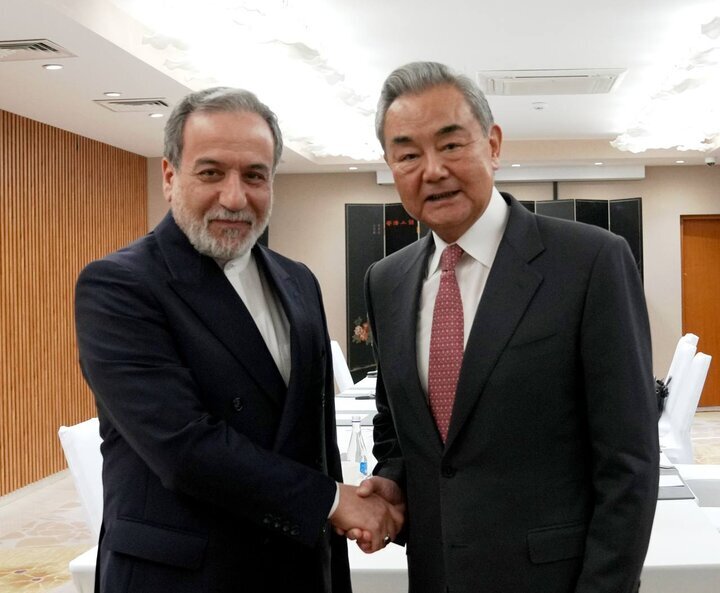 Trung Quốc cam kết hỗ trợ hòa bình Tây Á thông qua hợp tác chiến lược với Iran (Ảnh: Mehr News Agency)