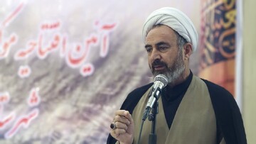 لزوم خدمت خالصانه و اقامه نماز جماعت در مواکب اربعین استان ایلام